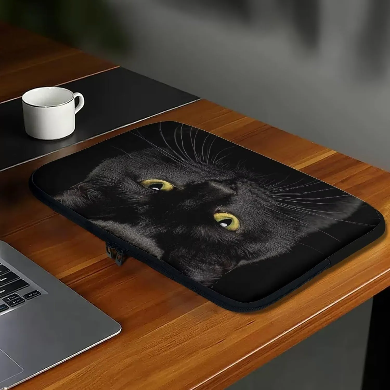 Black Cat Print Laptop Sleeve 17 Inch, Computer Carrying Case Accessories Bag for Travel Business School