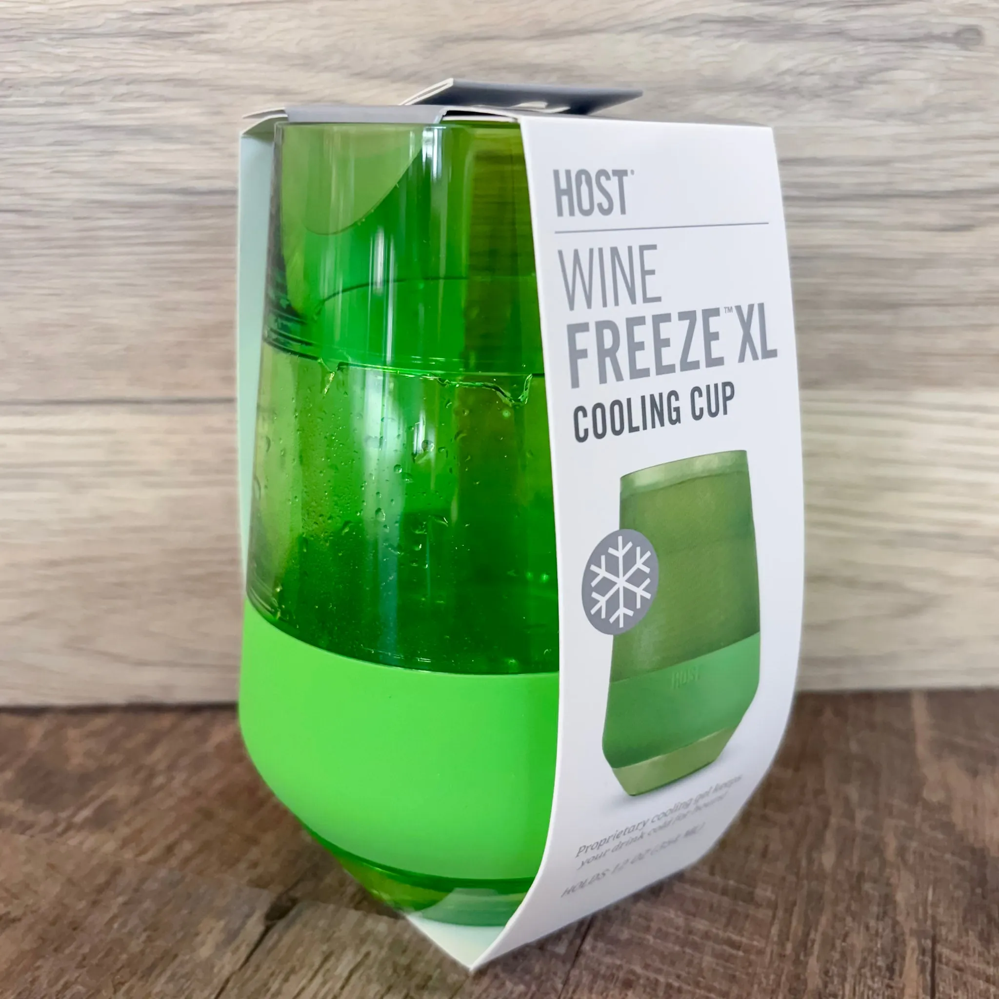 Host Wine Freeze XL Leaf Green