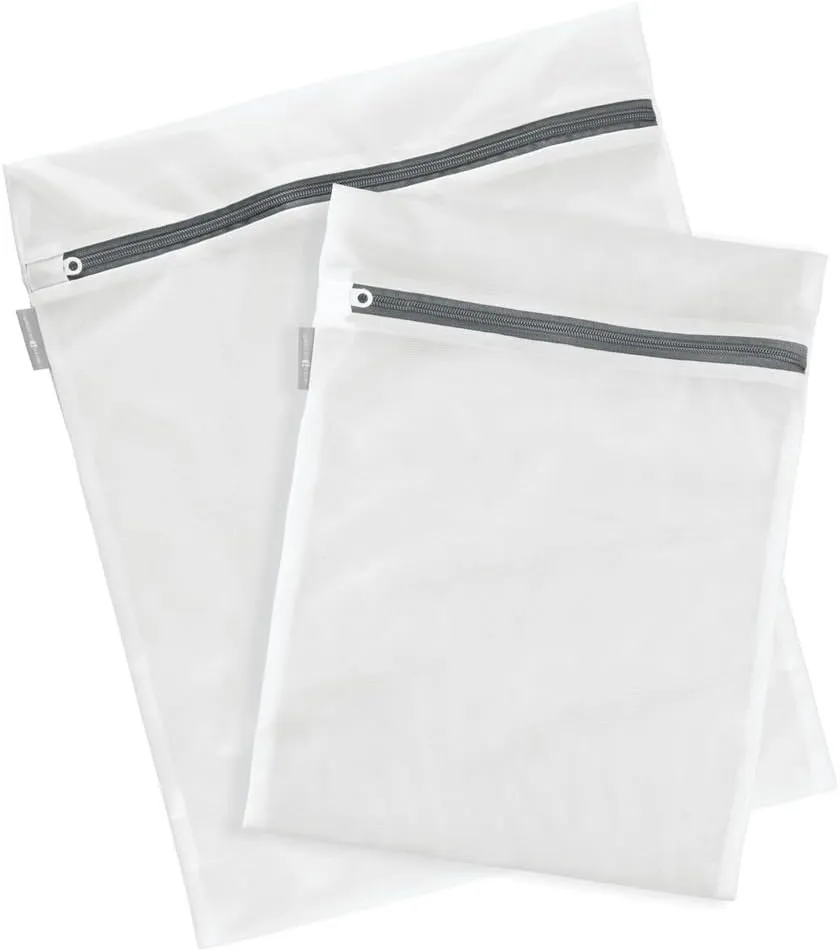 iDesign Mesh Laundry Bags with Built in Zipper for Cleaning Delicates Set of 2, 1 Medium and 1 Large Bag, White
