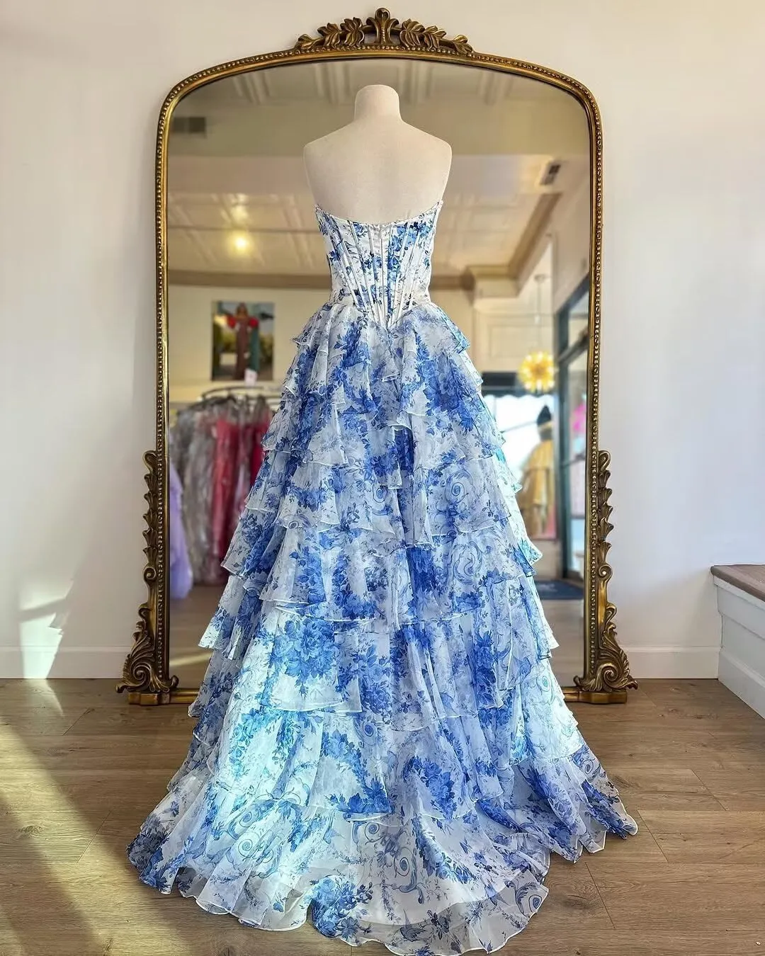 Strapless Prom Dresses 2025 Tiered Ruffle Chiffon Ball Gown Corset Satin Quinceanera Dresses