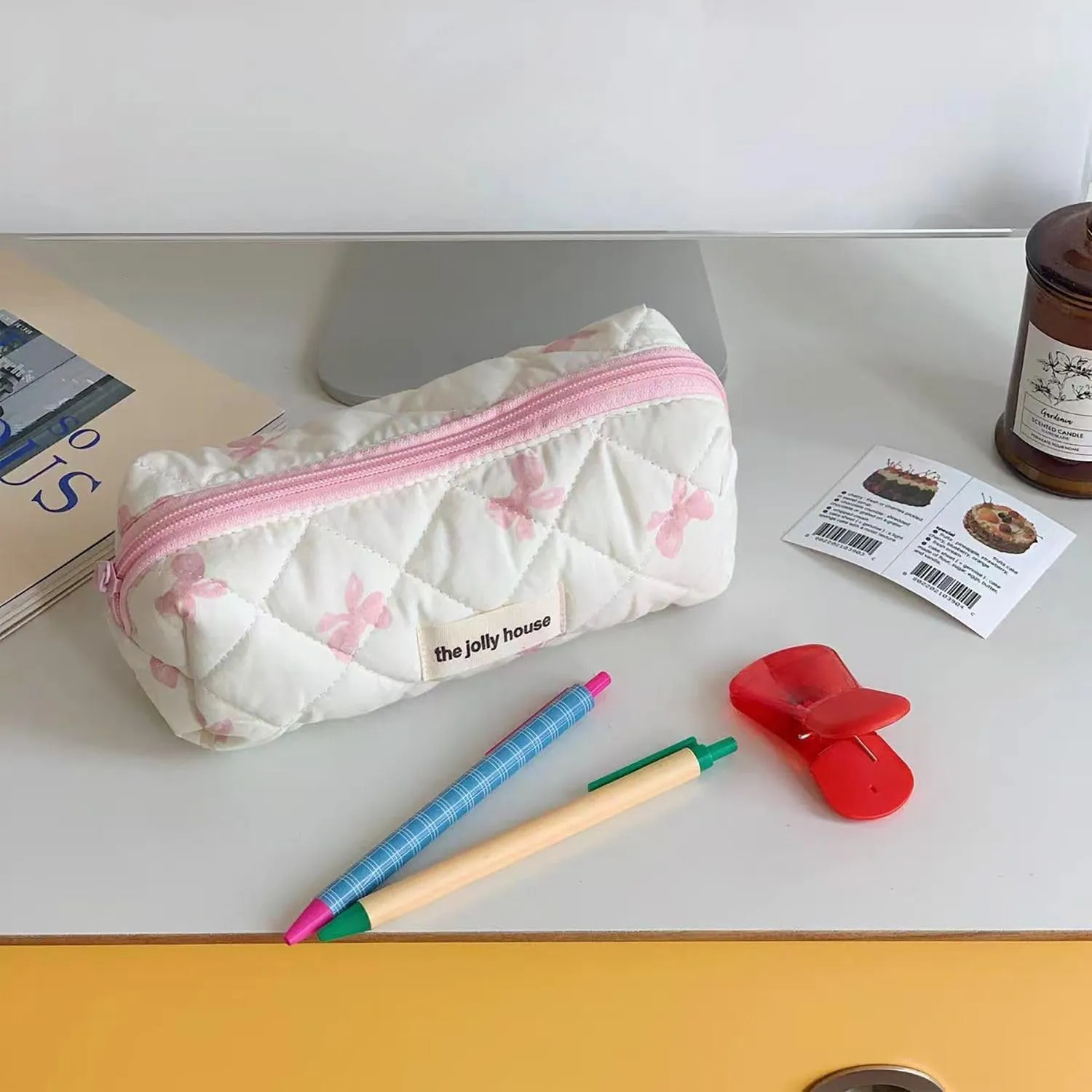 Women Cute Coquette Cosmetic Bag Quilted Bow Tie Cosmetics Pouch Fairycore Puffy Makeup Bag Preppy Zipper Pouch (S,Pink)